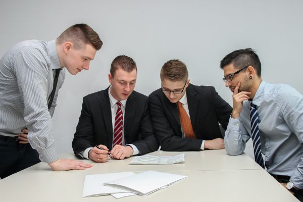 Tout savoir sur les avocats spécialistes en commande publique